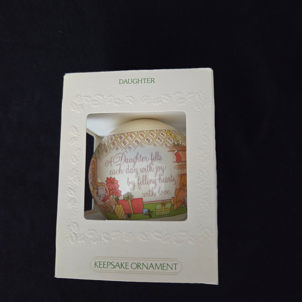 Vintage Hallmark Keepsake Ornament 1981 Daughter Christmas Satin Ball Cream Box